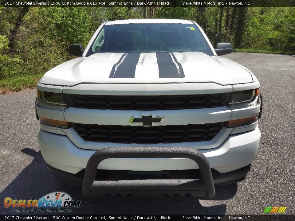 2017 Chevrolet Silverado 1500 Custom Double Cab 4x4 Summit White / Dark Ash/Jet Black Photo #3