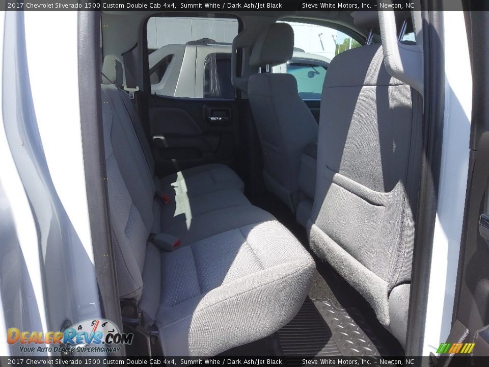 2017 Chevrolet Silverado 1500 Custom Double Cab 4x4 Summit White / Dark Ash/Jet Black Photo #17