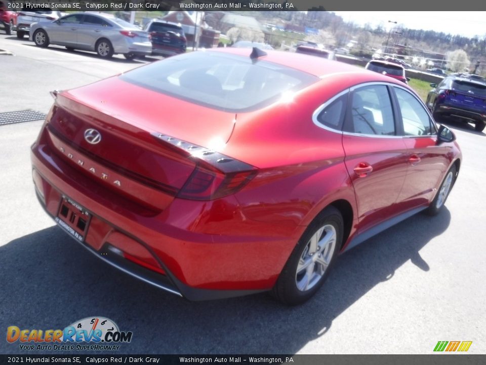 2021 Hyundai Sonata SE Calypso Red / Dark Gray Photo #9