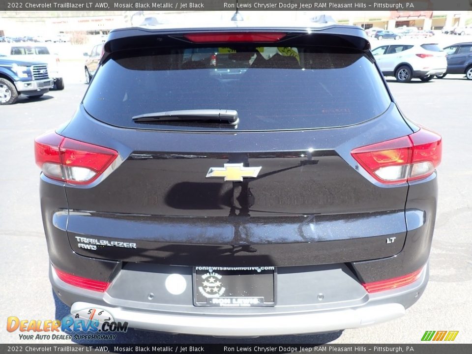 2022 Chevrolet TrailBlazer LT AWD Mosaic Black Metallic / Jet Black Photo #4