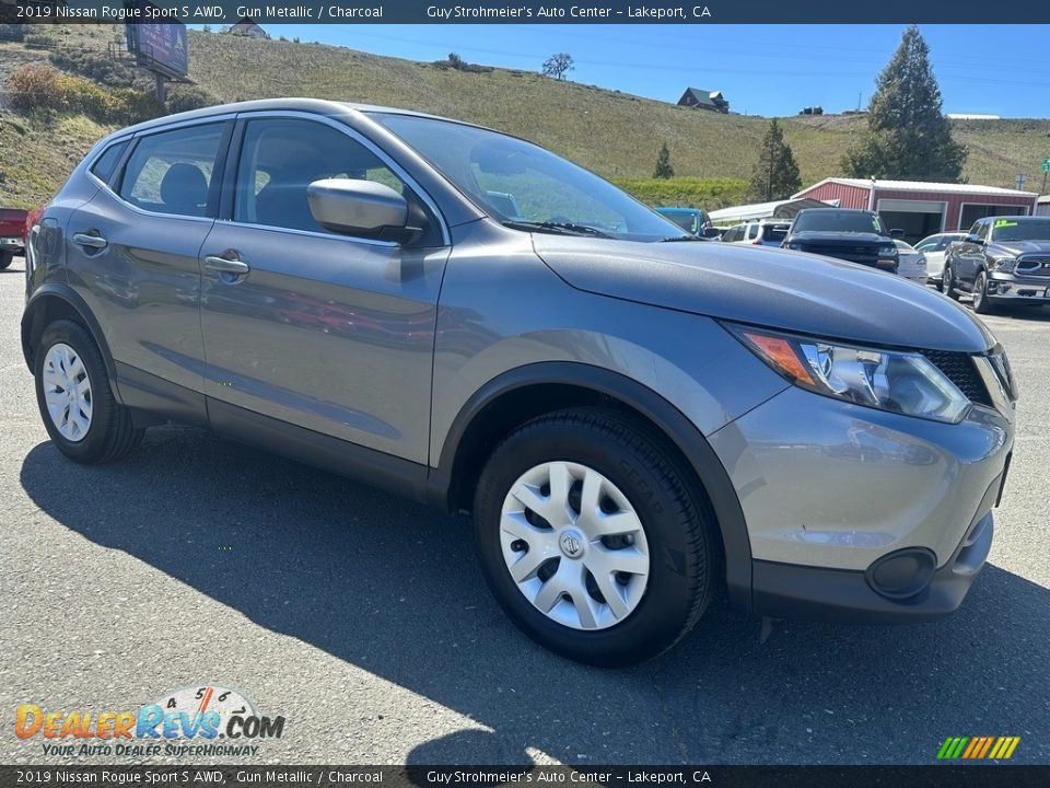 2019 Nissan Rogue Sport S AWD Gun Metallic / Charcoal Photo #1