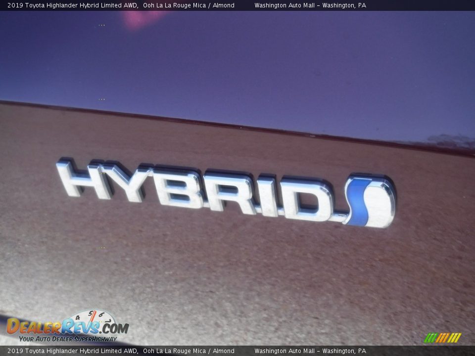 2019 Toyota Highlander Hybrid Limited AWD Ooh La La Rouge Mica / Almond Photo #10