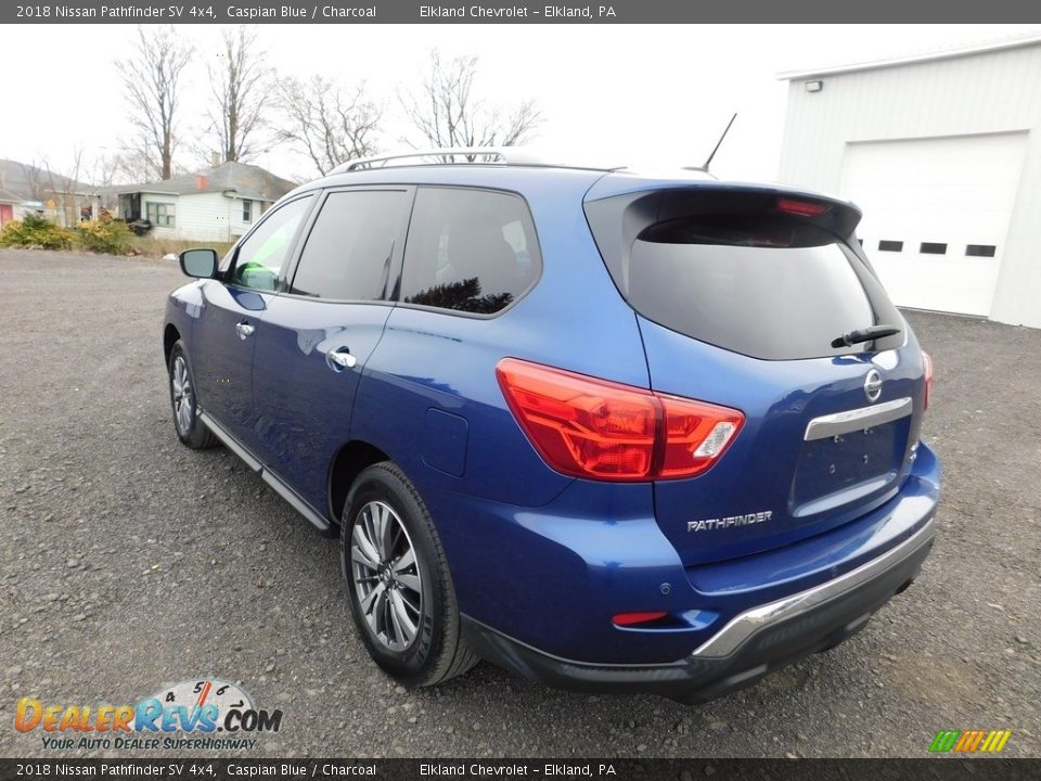 2018 Nissan Pathfinder SV 4x4 Caspian Blue / Charcoal Photo #10