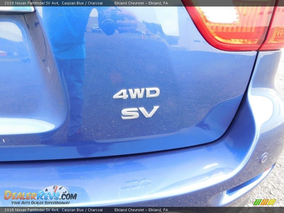 2018 Nissan Pathfinder SV 4x4 Caspian Blue / Charcoal Photo #14