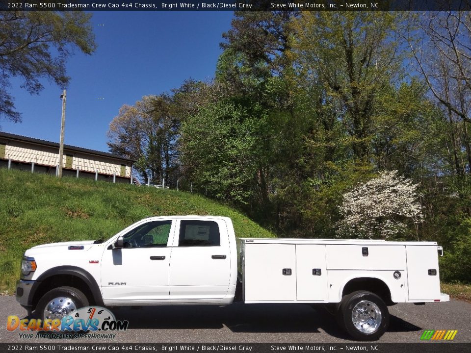 2022 Ram 5500 Tradesman Crew Cab 4x4 Chassis Bright White / Black/Diesel Gray Photo #1