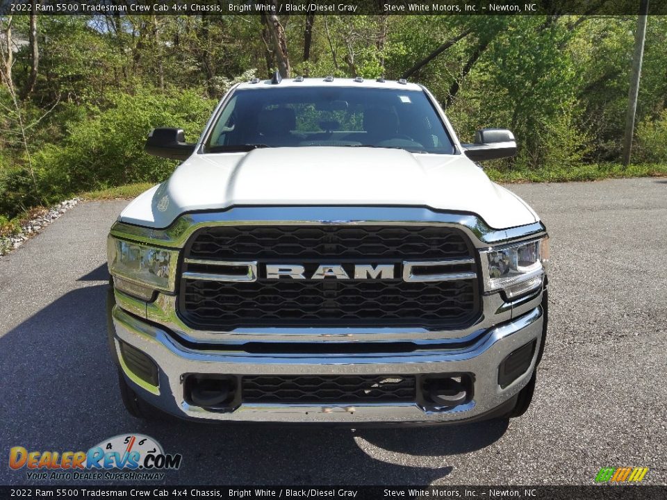 2022 Ram 5500 Tradesman Crew Cab 4x4 Chassis Bright White / Black/Diesel Gray Photo #3