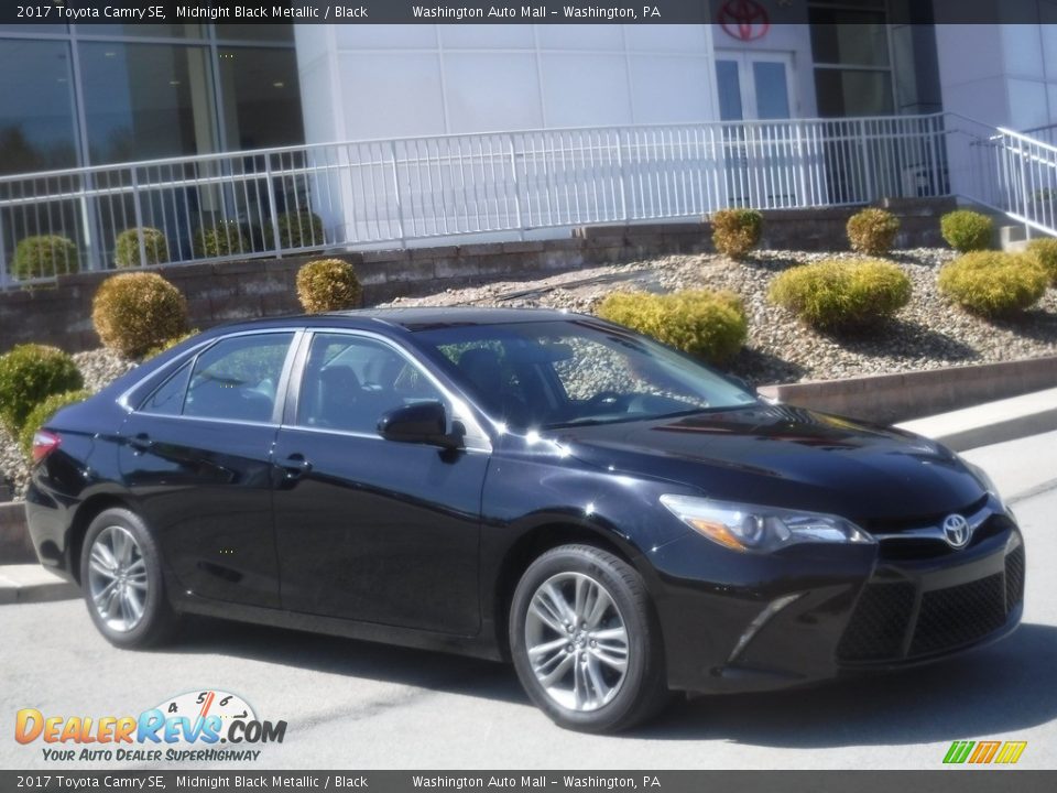 2017 Toyota Camry SE Midnight Black Metallic / Black Photo #1