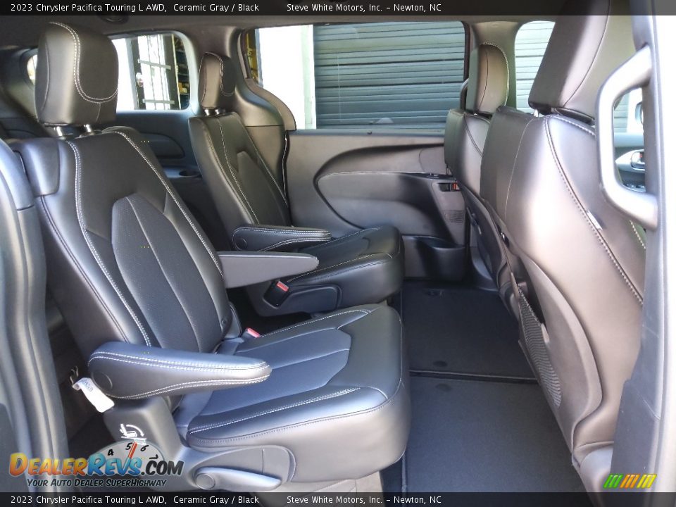 Rear Seat of 2023 Chrysler Pacifica Touring L AWD Photo #16