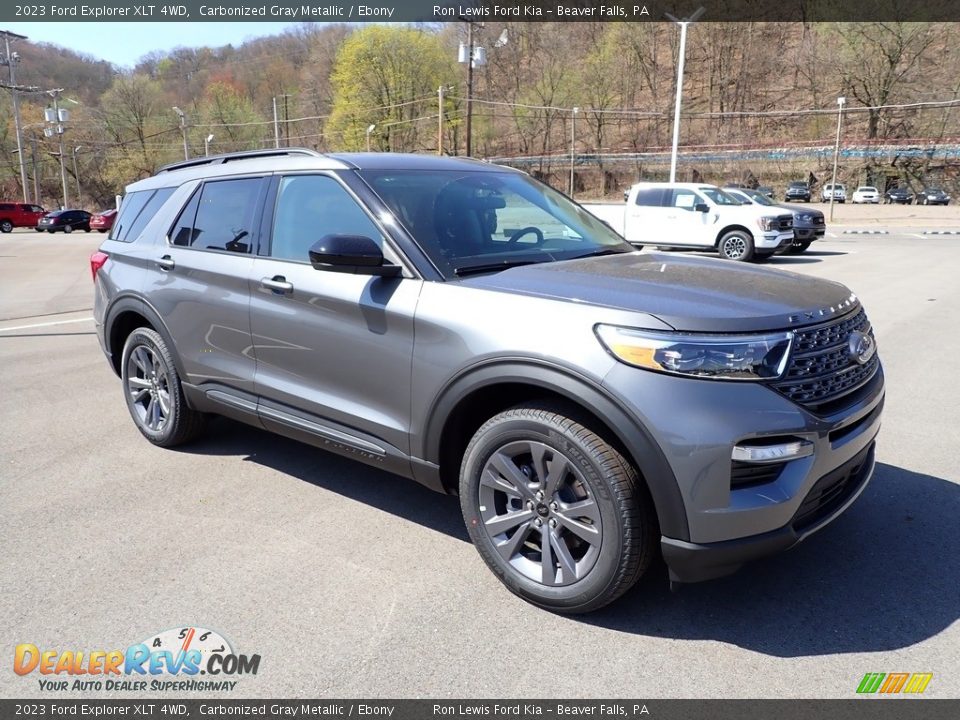 2023 Ford Explorer XLT 4WD Carbonized Gray Metallic / Ebony Photo #2