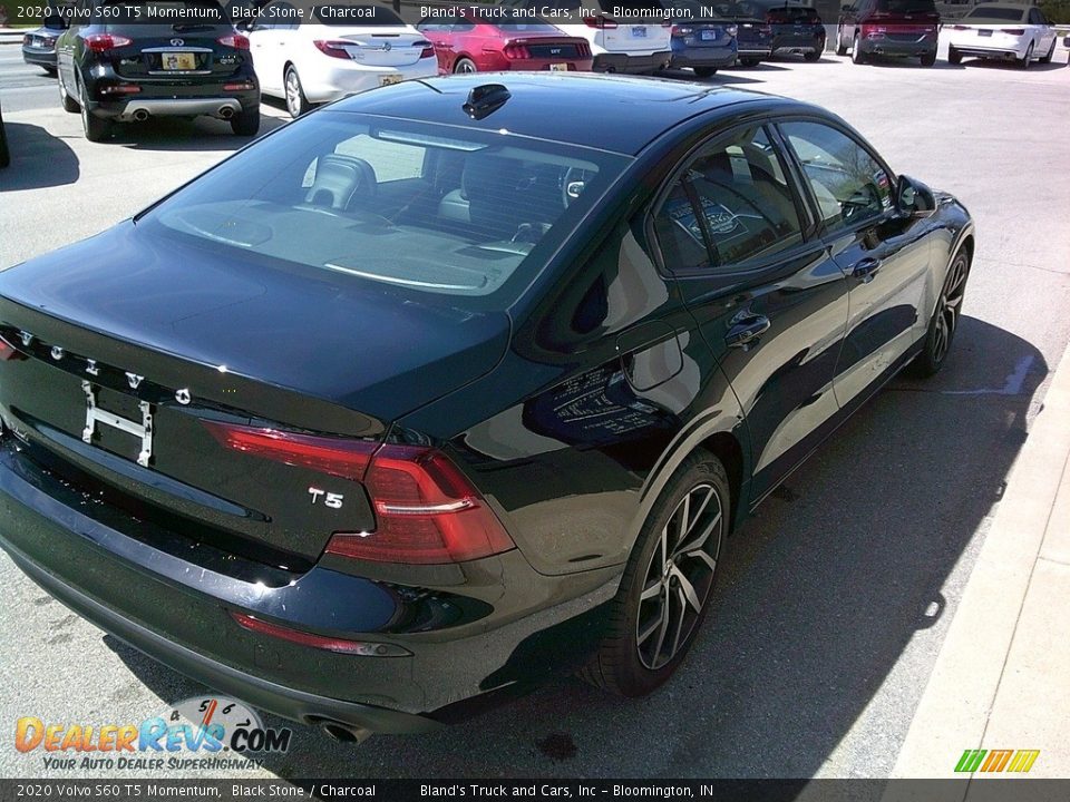 2020 Volvo S60 T5 Momentum Black Stone / Charcoal Photo #7