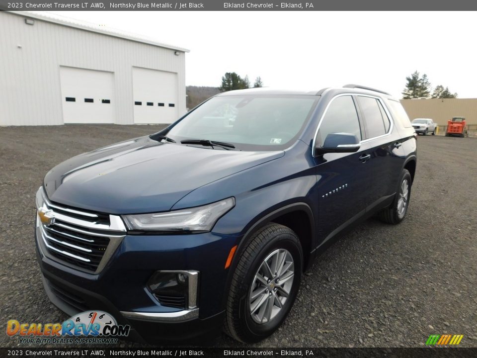 Northsky Blue Metallic 2023 Chevrolet Traverse LT AWD Photo #2