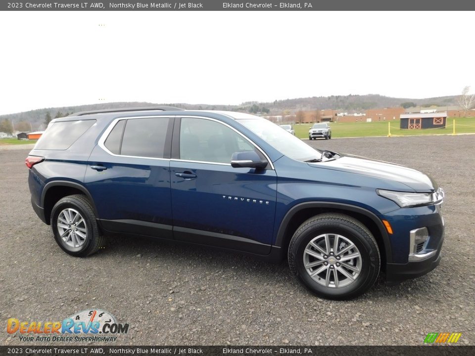 Northsky Blue Metallic 2023 Chevrolet Traverse LT AWD Photo #5