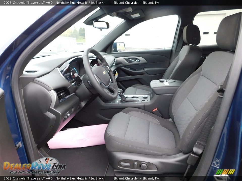 Front Seat of 2023 Chevrolet Traverse LT AWD Photo #17