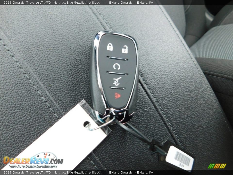Keys of 2023 Chevrolet Traverse LT AWD Photo #33