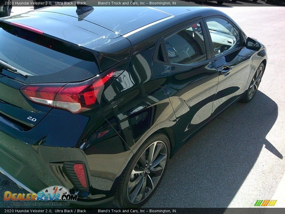 2020 Hyundai Veloster 2.0 Ultra Black / Black Photo #6