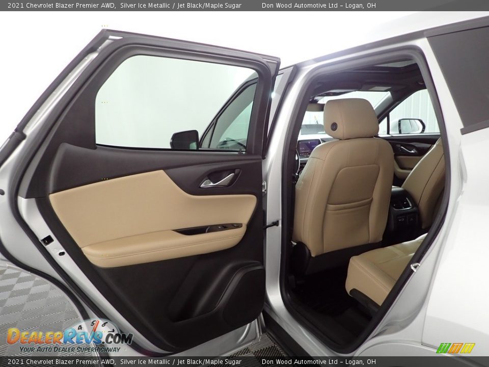 2021 Chevrolet Blazer Premier AWD Silver Ice Metallic / Jet Black/Maple Sugar Photo #27
