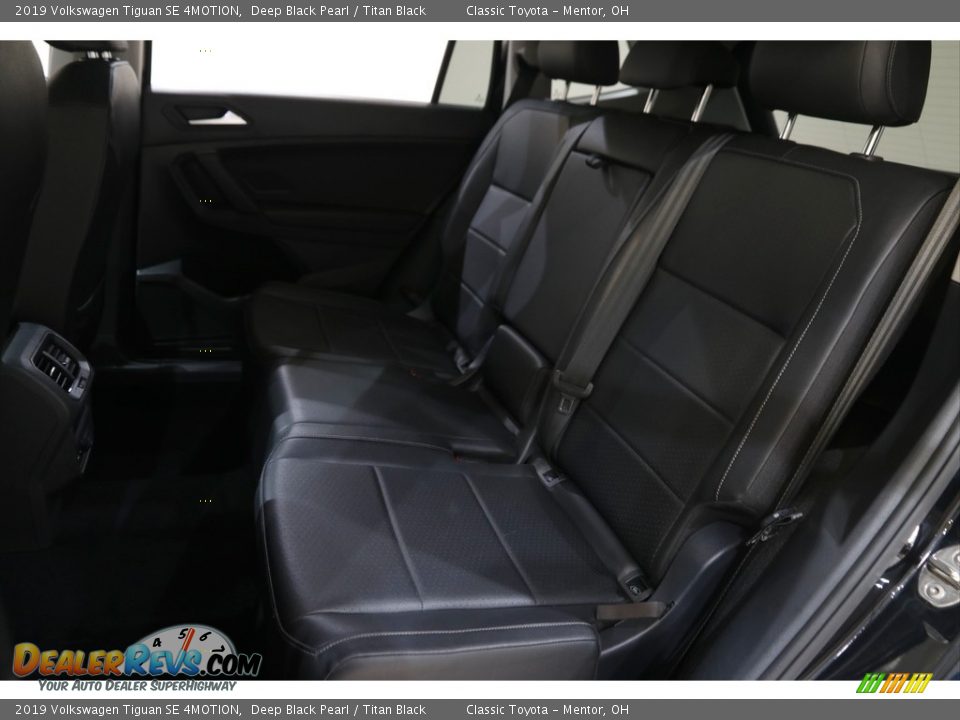 2019 Volkswagen Tiguan SE 4MOTION Deep Black Pearl / Titan Black Photo #17