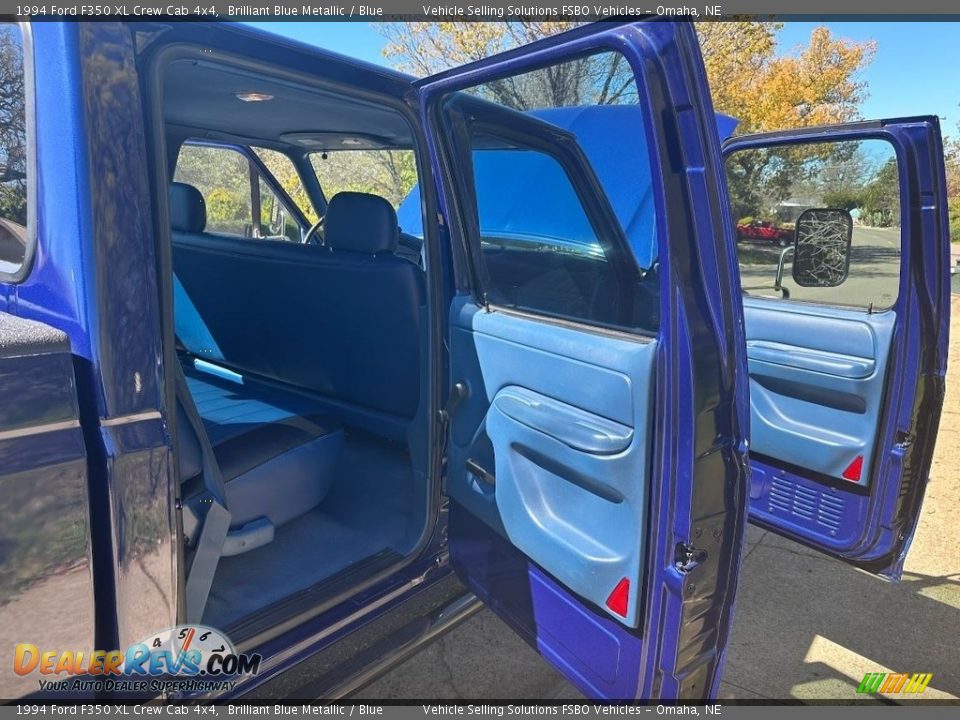 1994 Ford F350 XL Crew Cab 4x4 Brilliant Blue Metallic / Blue Photo #2