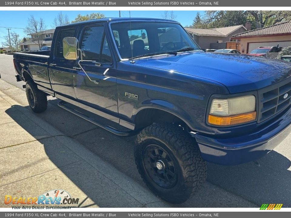 1994 Ford F350 XL Crew Cab 4x4 Brilliant Blue Metallic / Blue Photo #17