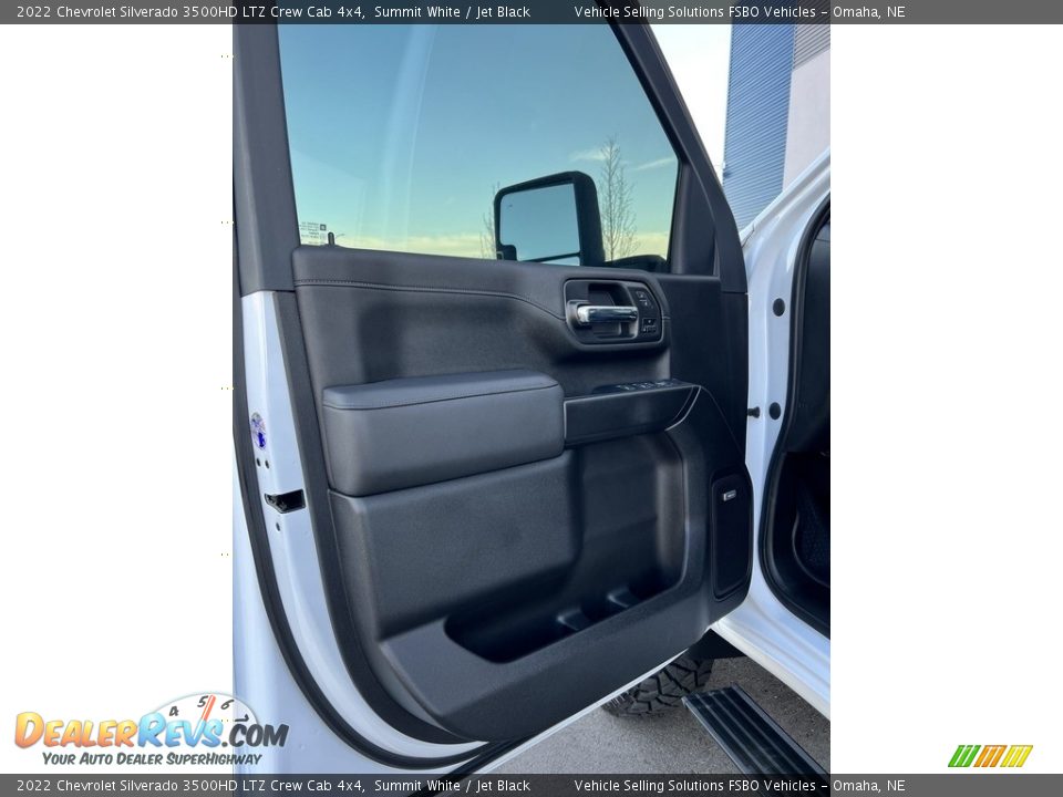 2022 Chevrolet Silverado 3500HD LTZ Crew Cab 4x4 Summit White / Jet Black Photo #5