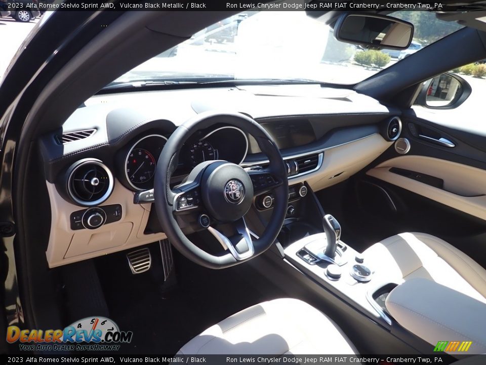 2023 Alfa Romeo Stelvio Sprint AWD Vulcano Black Metallic / Black Photo #13