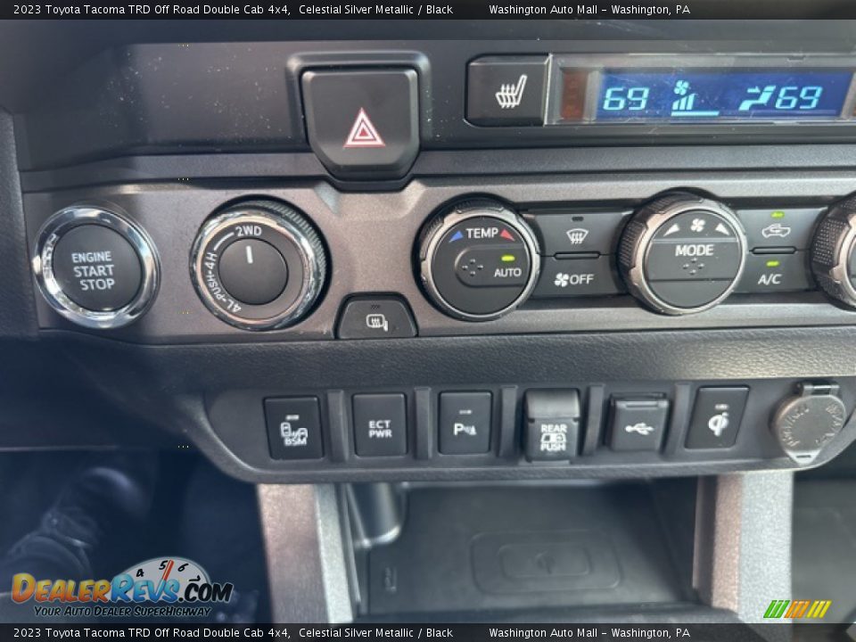 Controls of 2023 Toyota Tacoma TRD Off Road Double Cab 4x4 Photo #12