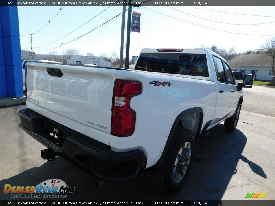 2023 Chevrolet Silverado 2500HD Custom Crew Cab 4x4 Summit White / Jet Black Photo #10