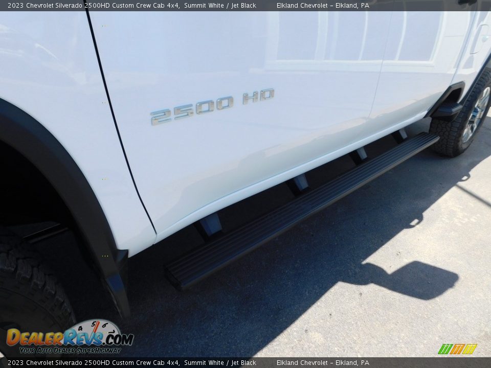2023 Chevrolet Silverado 2500HD Custom Crew Cab 4x4 Summit White / Jet Black Photo #14