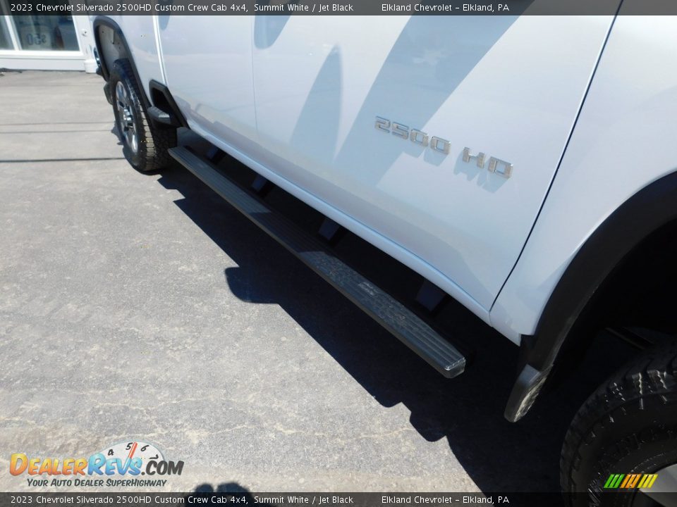 2023 Chevrolet Silverado 2500HD Custom Crew Cab 4x4 Summit White / Jet Black Photo #15
