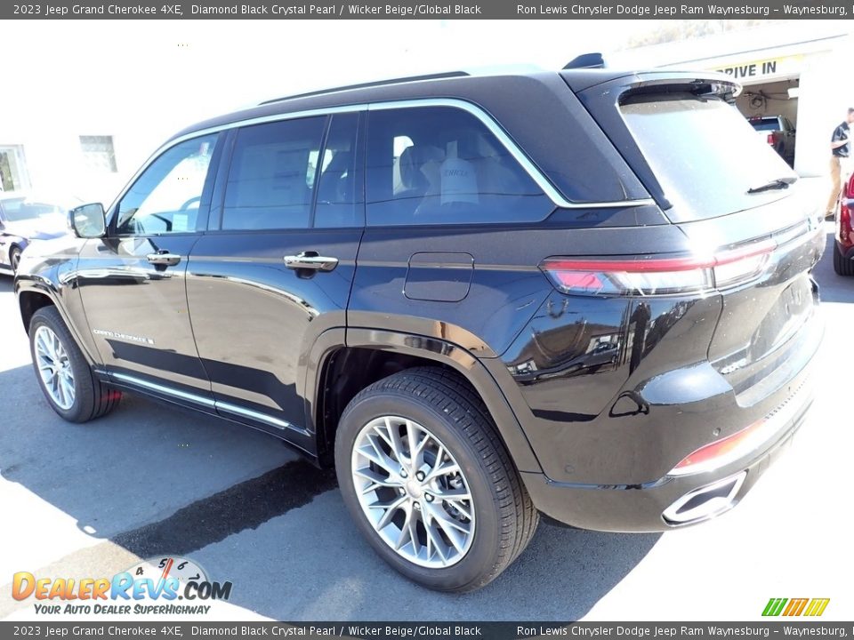 2023 Jeep Grand Cherokee 4XE Diamond Black Crystal Pearl / Wicker Beige/Global Black Photo #3