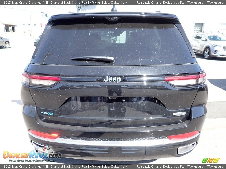 2023 Jeep Grand Cherokee 4XE Diamond Black Crystal Pearl / Wicker Beige/Global Black Photo #5