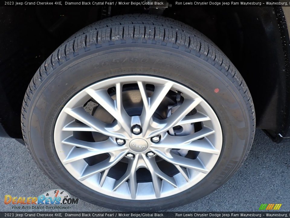 2023 Jeep Grand Cherokee 4XE Diamond Black Crystal Pearl / Wicker Beige/Global Black Photo #10