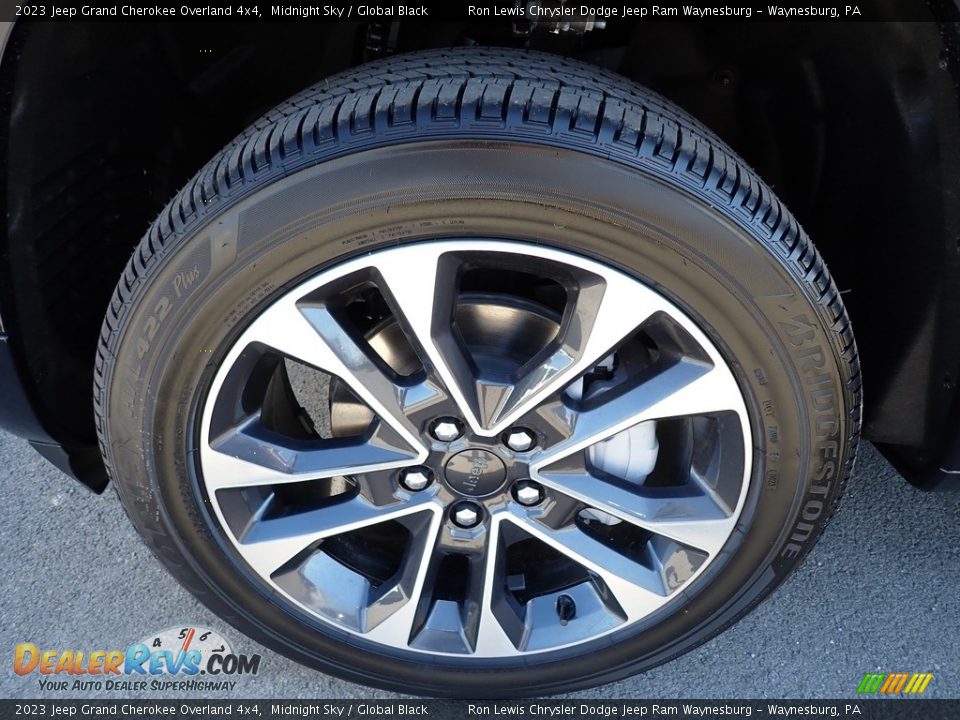 2023 Jeep Grand Cherokee Overland 4x4 Midnight Sky / Global Black Photo #10