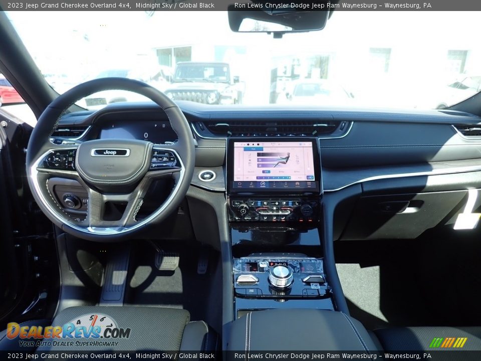 2023 Jeep Grand Cherokee Overland 4x4 Midnight Sky / Global Black Photo #13