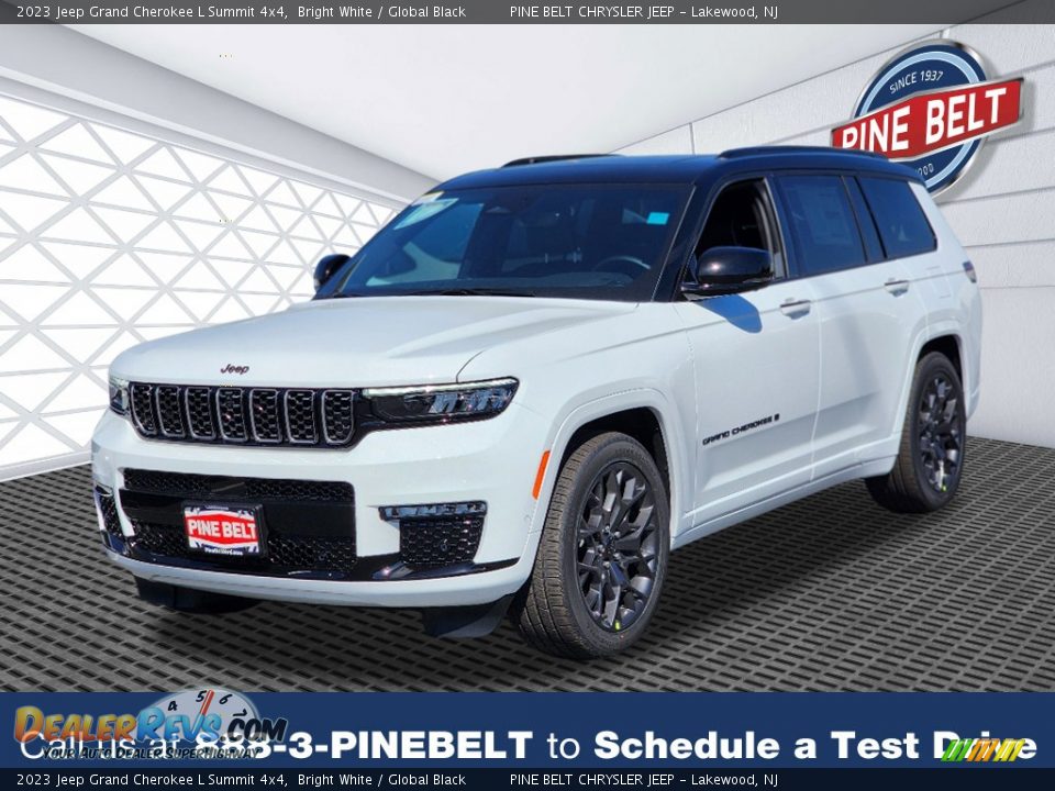 2023 Jeep Grand Cherokee L Summit 4x4 Bright White / Global Black Photo #1