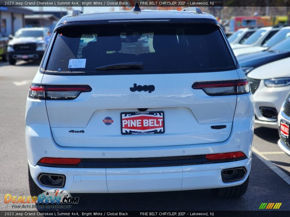 2023 Jeep Grand Cherokee L Summit 4x4 Bright White / Global Black Photo #6