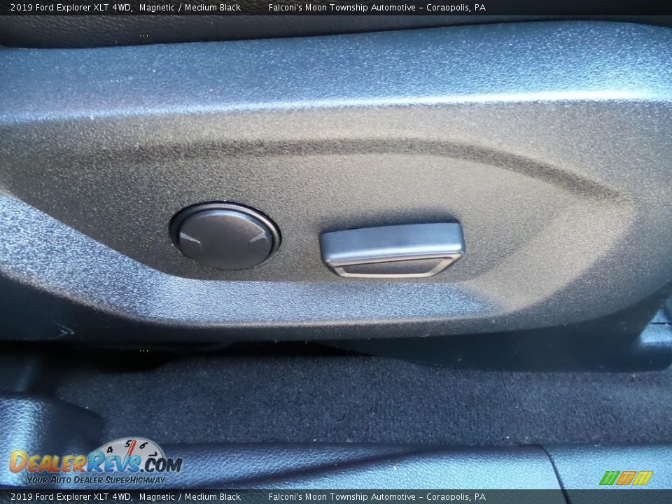 2019 Ford Explorer XLT 4WD Magnetic / Medium Black Photo #12