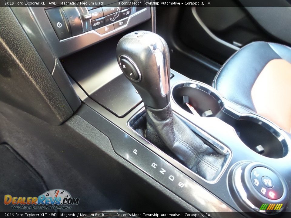 2019 Ford Explorer XLT 4WD Magnetic / Medium Black Photo #24