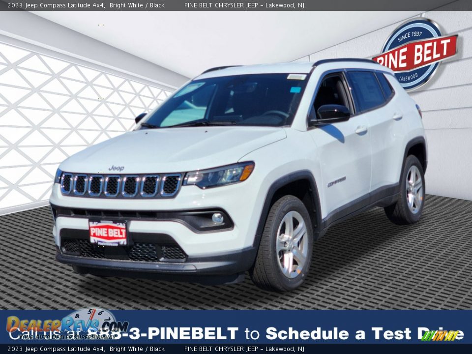 2023 Jeep Compass Latitude 4x4 Bright White / Black Photo #1