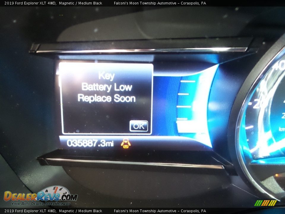 2019 Ford Explorer XLT 4WD Magnetic / Medium Black Photo #28