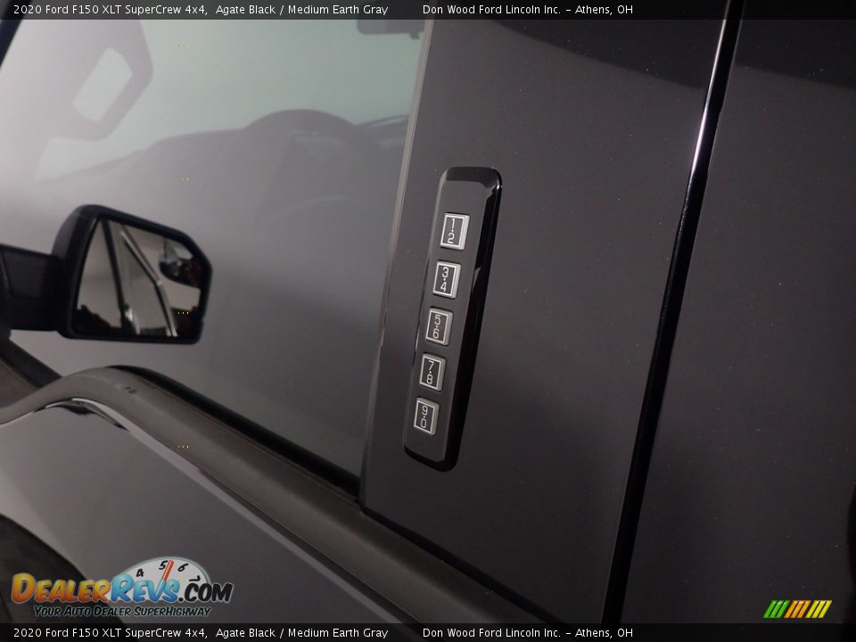 2020 Ford F150 XLT SuperCrew 4x4 Agate Black / Medium Earth Gray Photo #17