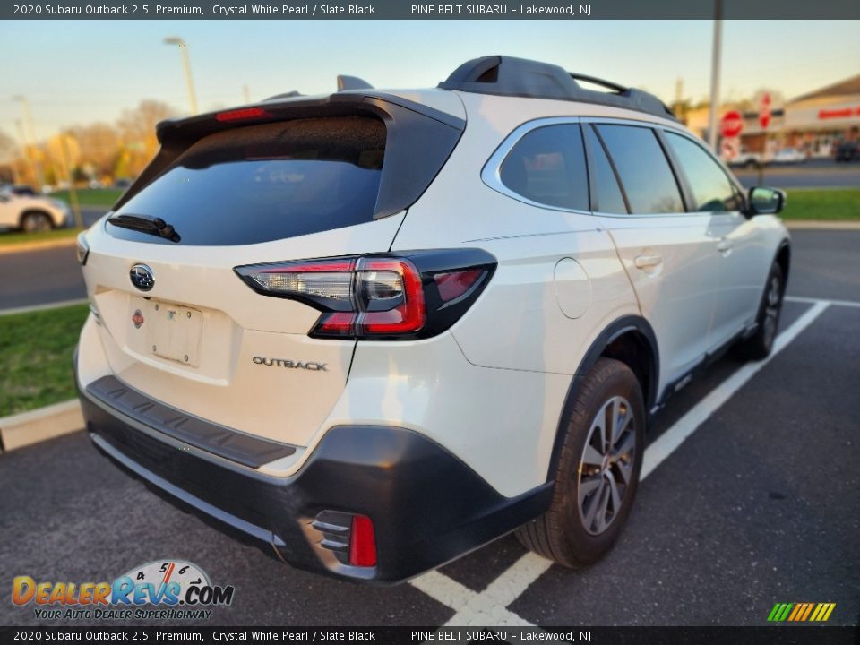 2020 Subaru Outback 2.5i Premium Crystal White Pearl / Slate Black Photo #4