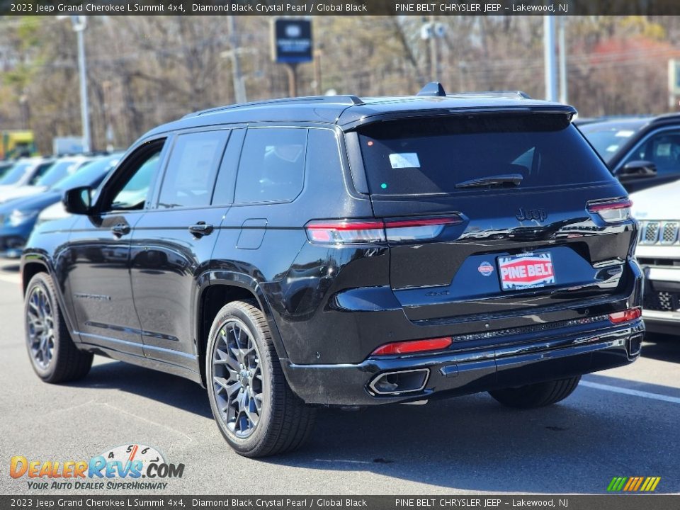 2023 Jeep Grand Cherokee L Summit 4x4 Diamond Black Crystal Pearl / Global Black Photo #4