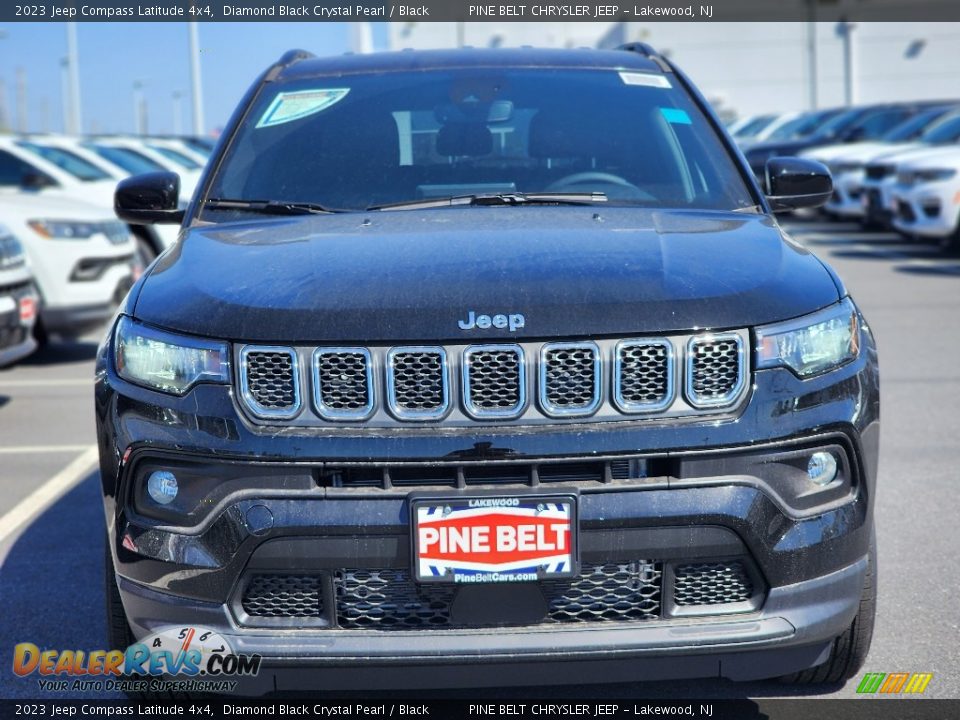 2023 Jeep Compass Latitude 4x4 Diamond Black Crystal Pearl / Black Photo #2