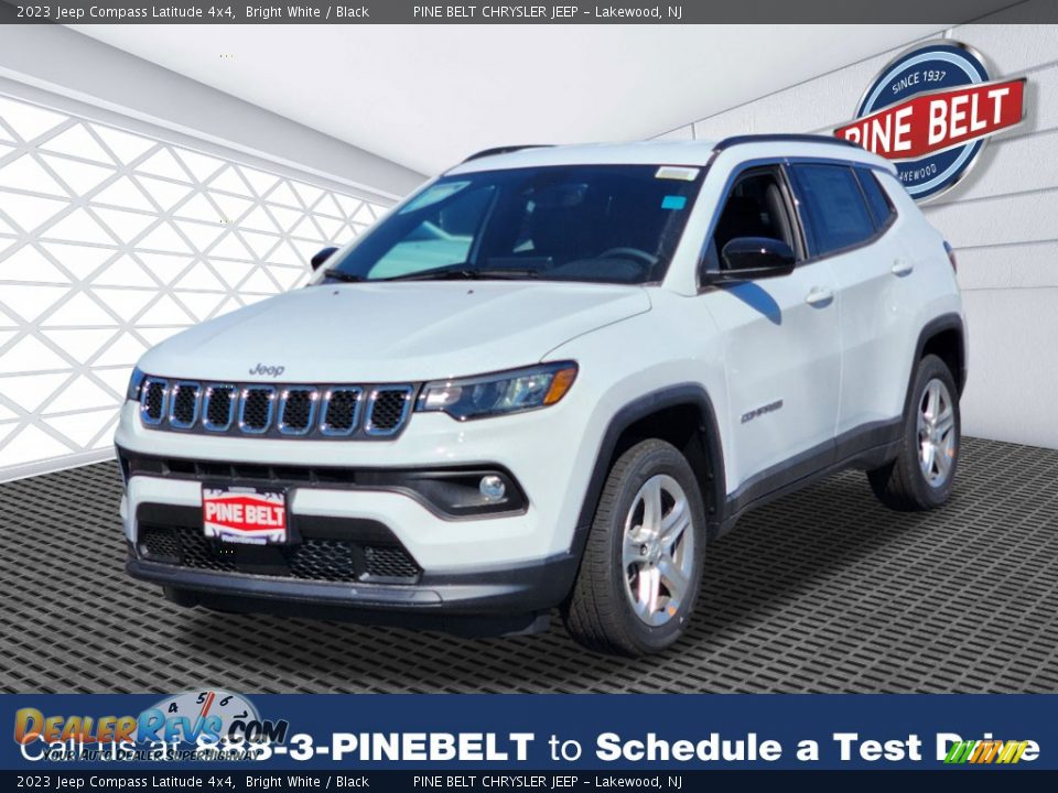 2023 Jeep Compass Latitude 4x4 Bright White / Black Photo #1