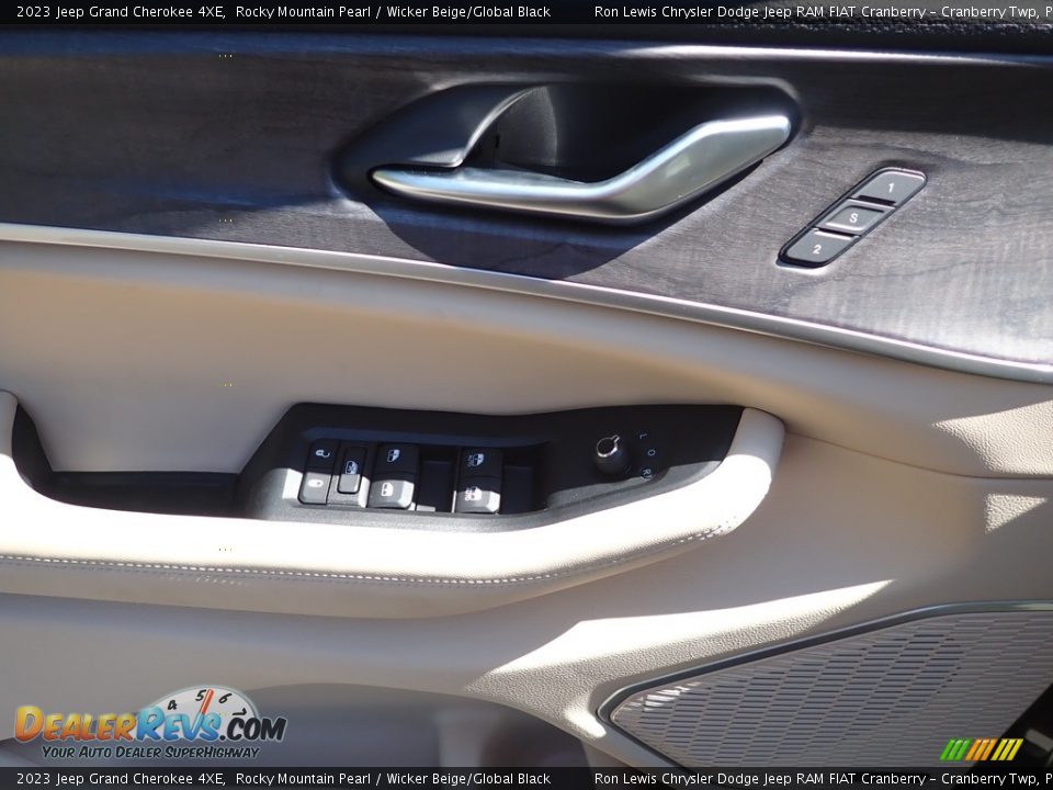 2023 Jeep Grand Cherokee 4XE Rocky Mountain Pearl / Wicker Beige/Global Black Photo #15