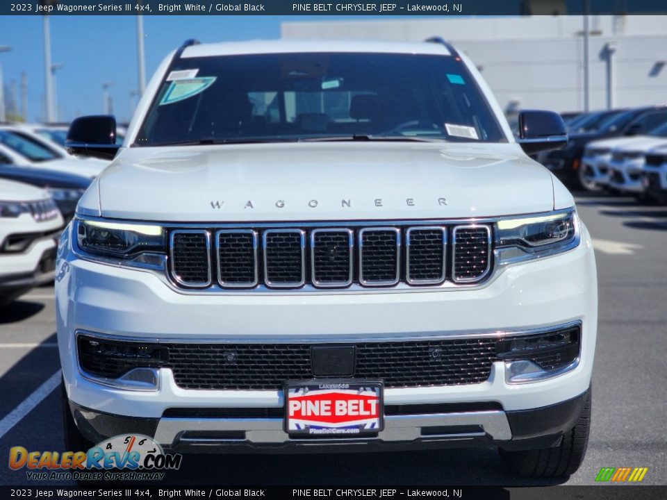 2023 Jeep Wagoneer Series III 4x4 Bright White / Global Black Photo #2