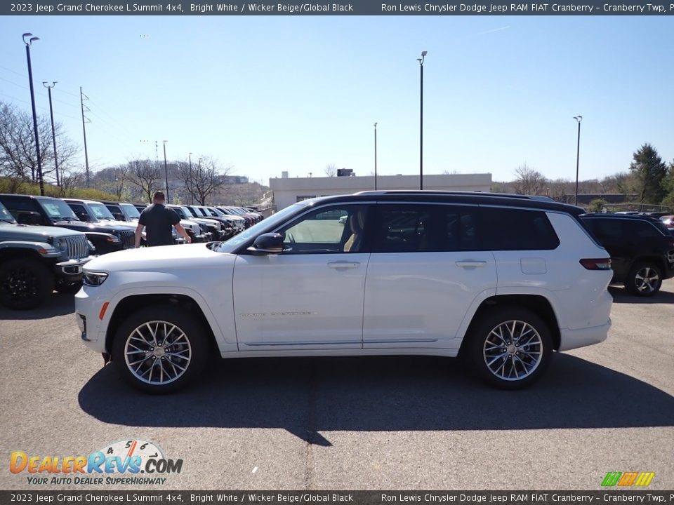 2023 Jeep Grand Cherokee L Summit 4x4 Bright White / Wicker Beige/Global Black Photo #2