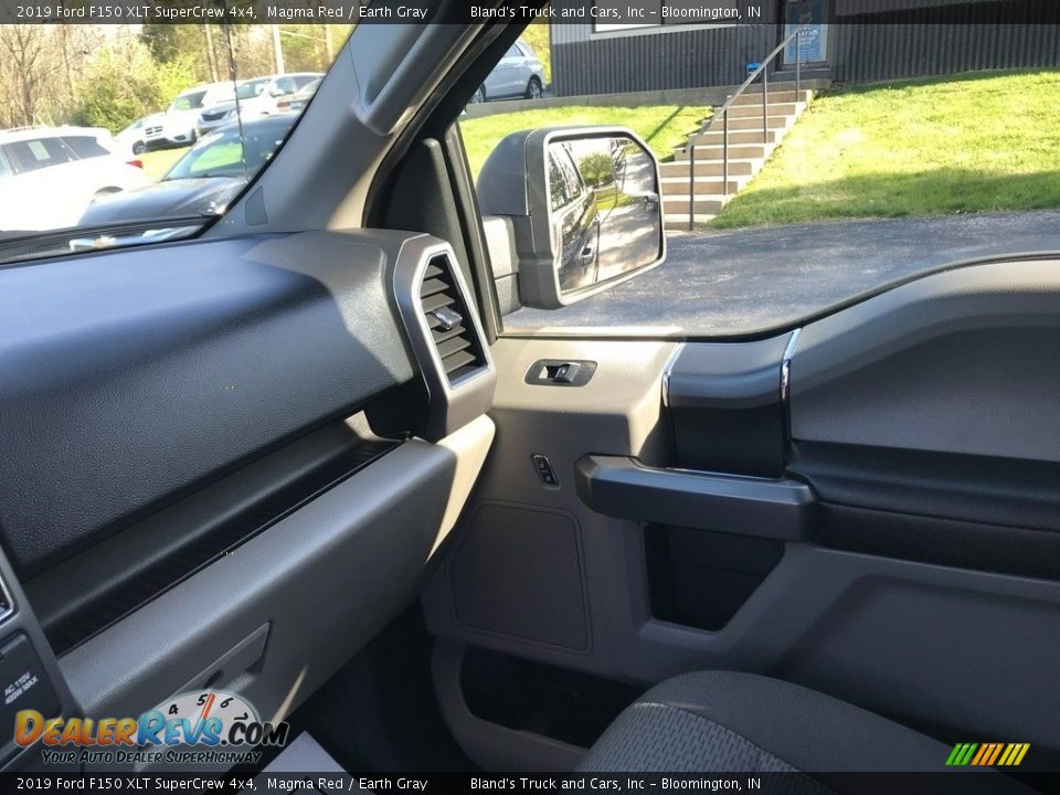 2019 Ford F150 XLT SuperCrew 4x4 Magma Red / Earth Gray Photo #26