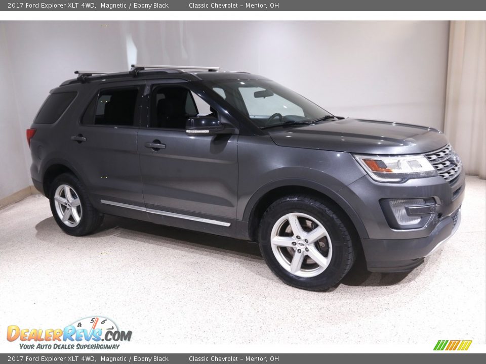 2017 Ford Explorer XLT 4WD Magnetic / Ebony Black Photo #1